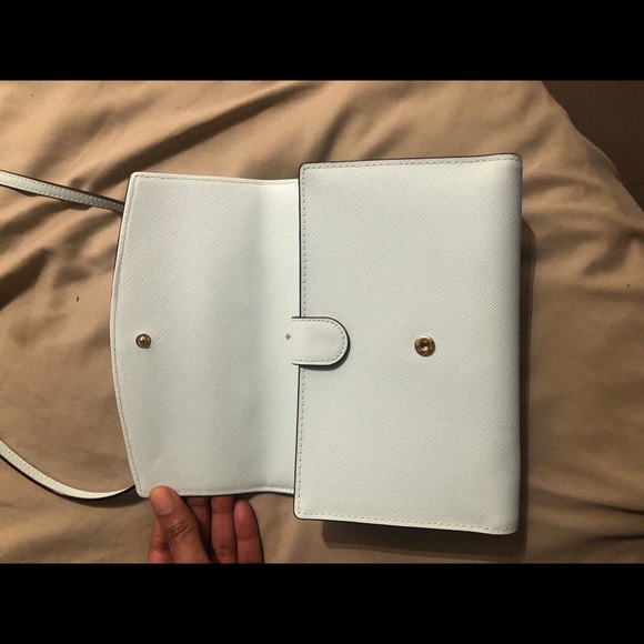 COPY - Kate Spade Cross Body Bag - Picture 2 of 4